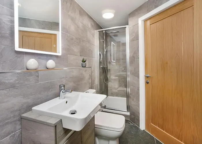 Robyn's Retreat-free Parking Apartament